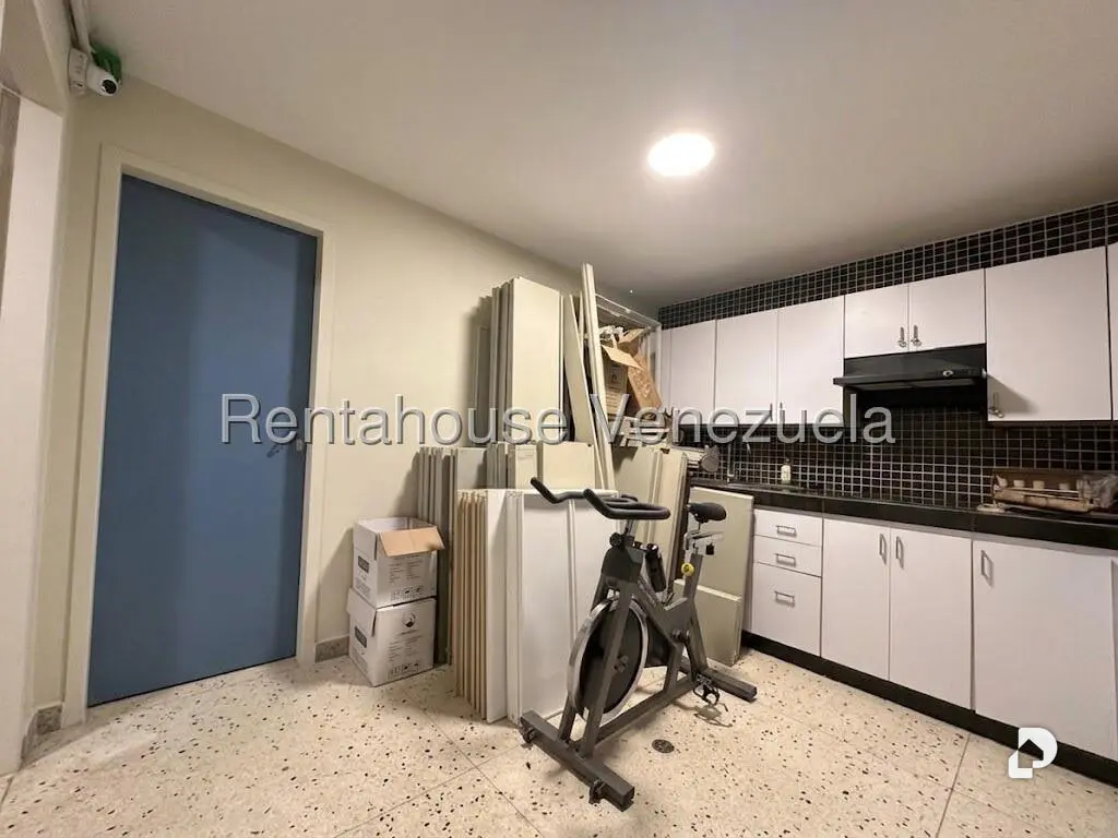 House in La California Norte, Caracas – 9