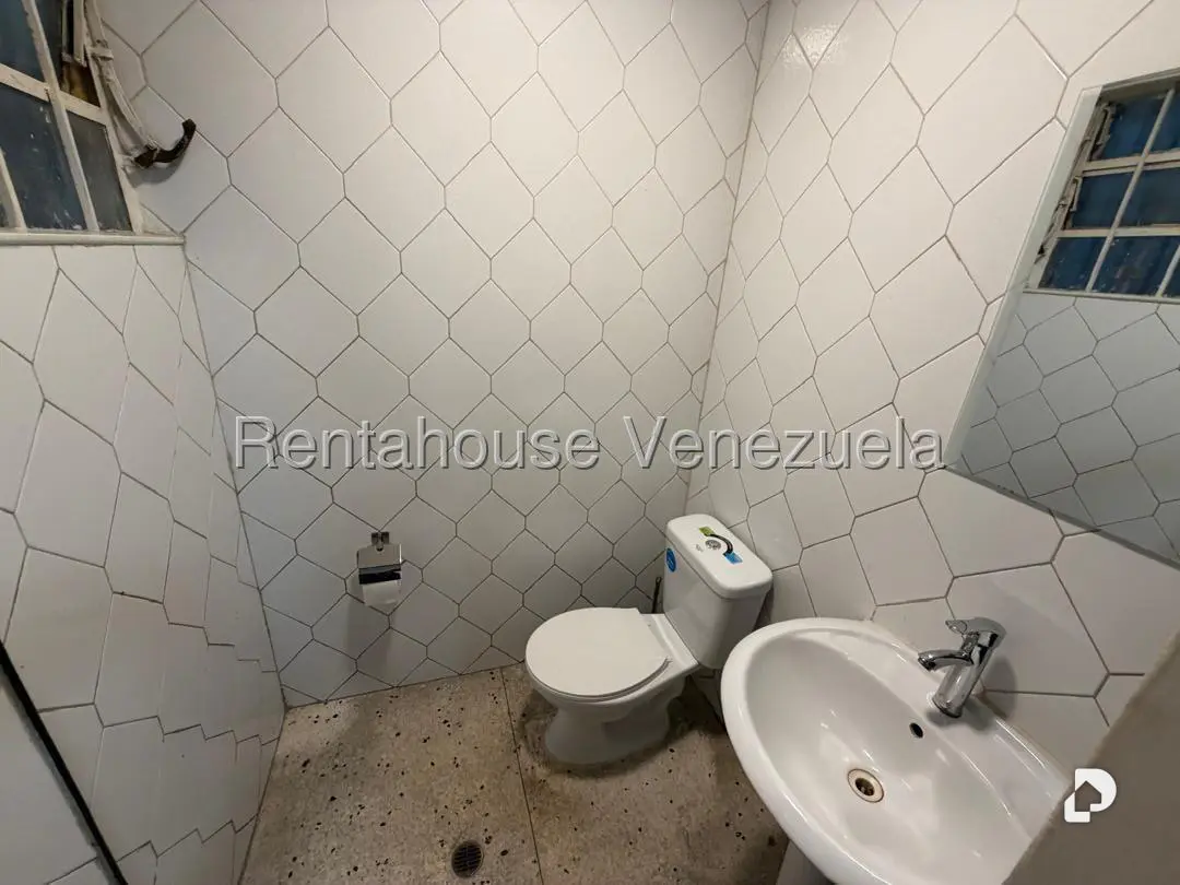 House in La California Norte, Caracas – 20