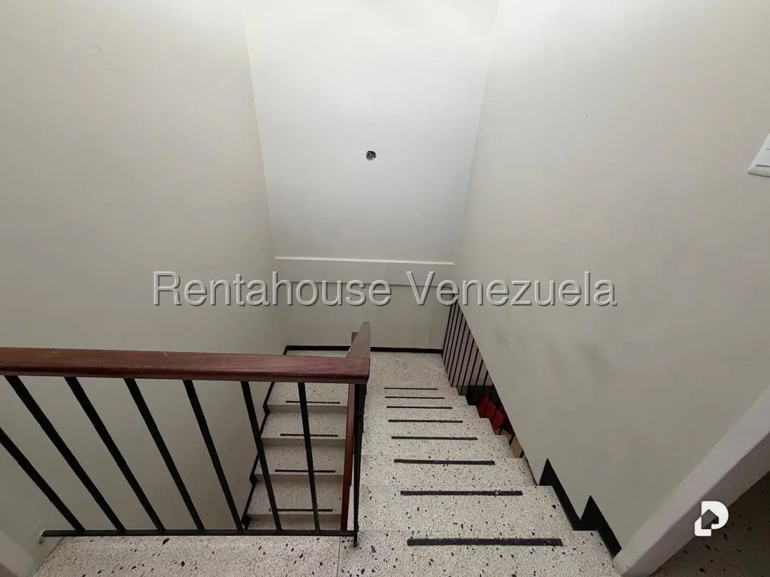 House in La California Norte, Caracas – 11