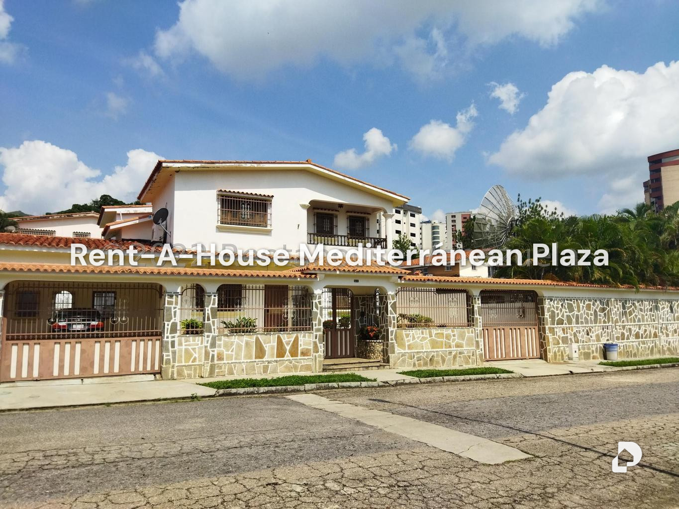 House in Valles de Camoruco, Valencia – 1