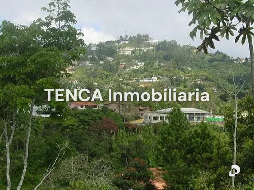 Land in La Unión, Caracas – 9