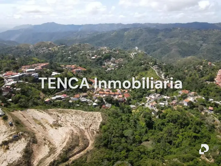 Land in La Unión, Caracas – 4
