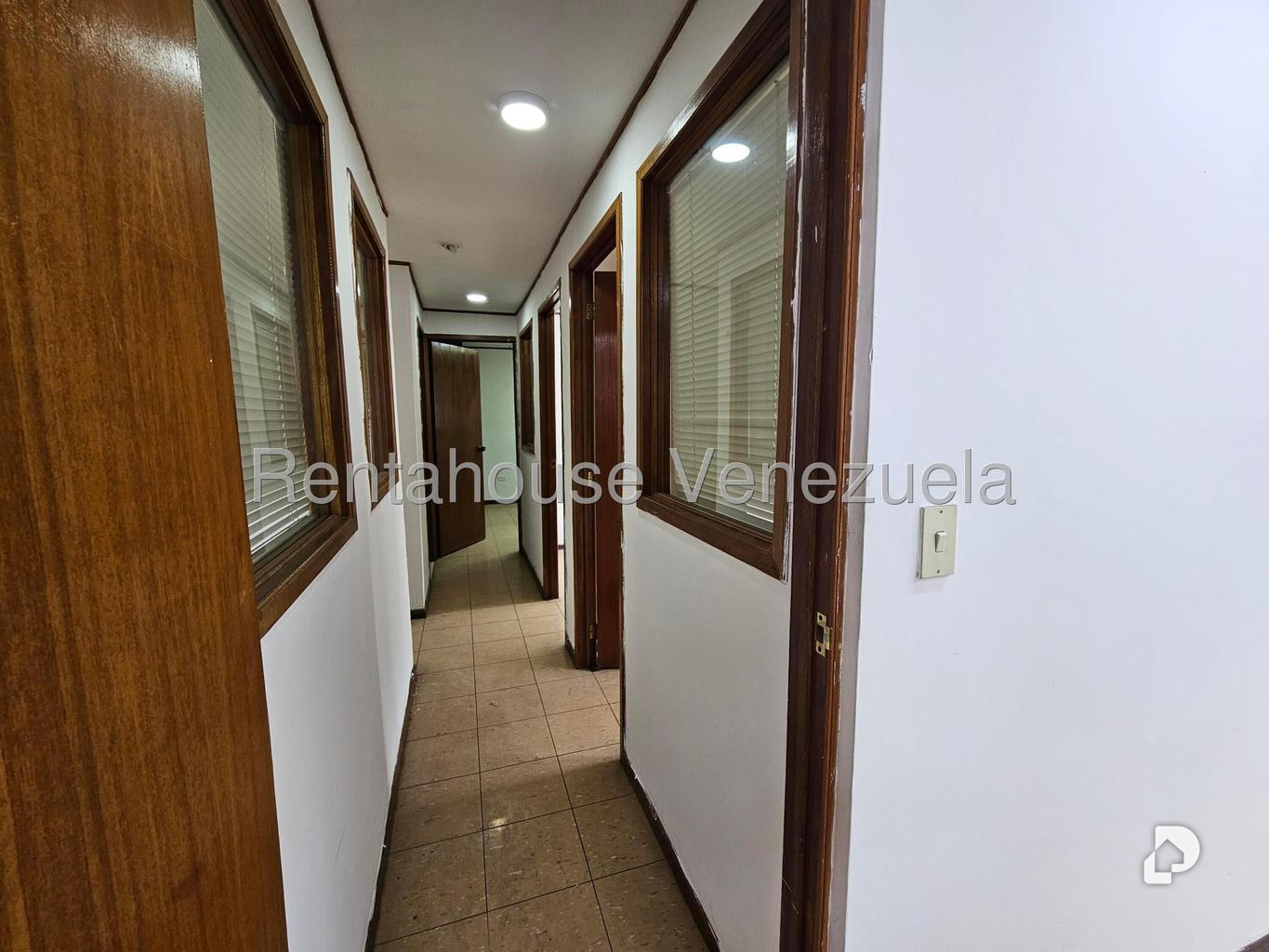 Oficina en Parroquia Catedral, Caracas – 9