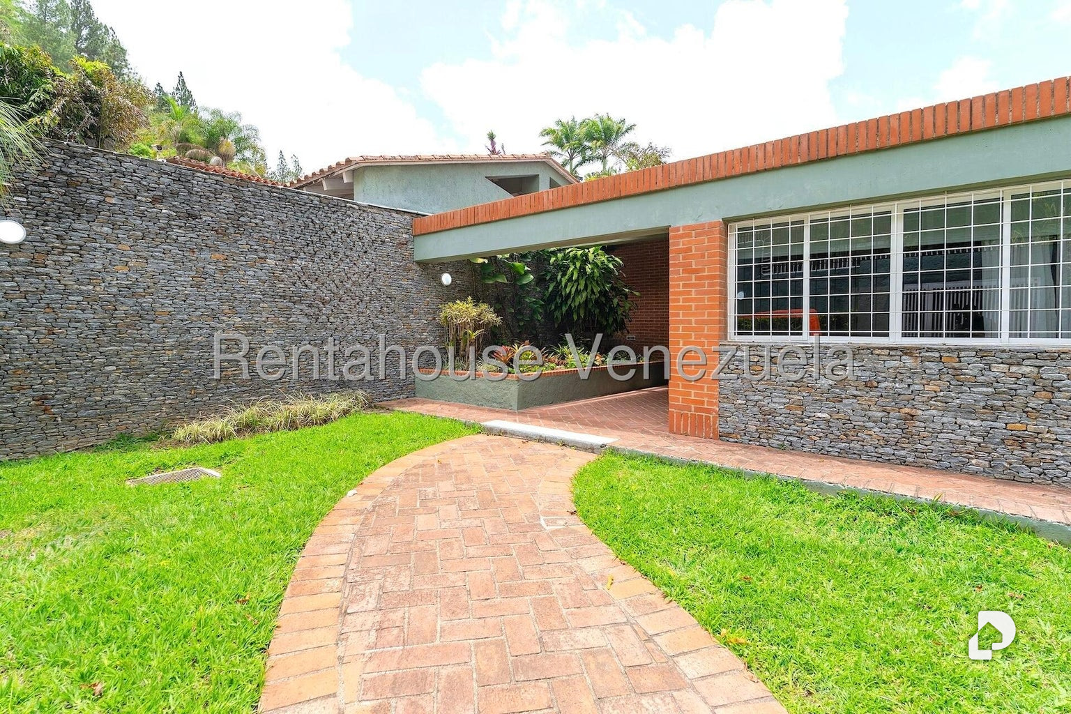 Casa en La Lagunita Country Club, Caracas – 2
