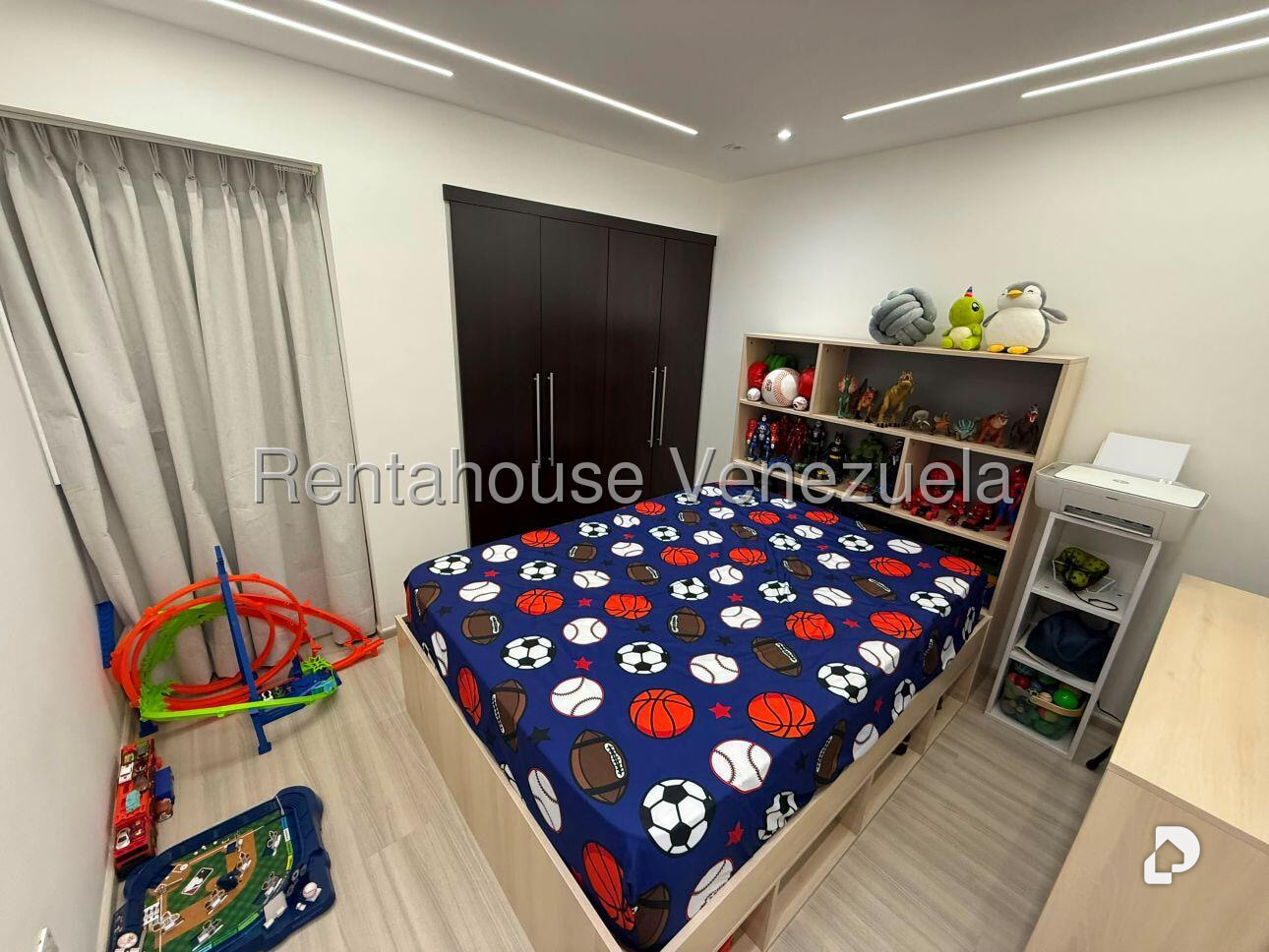 Apartamento en Santa Fe Sur, Caracas – 18