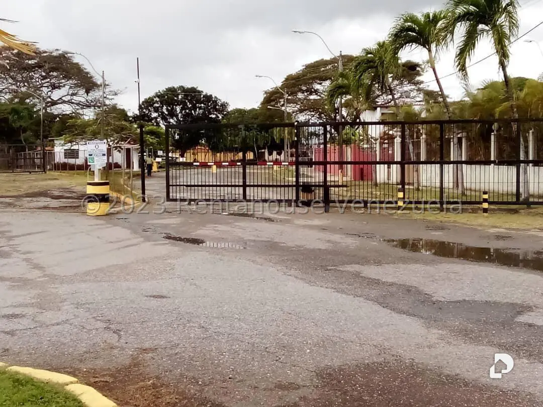 Apartamento en Ciudad Balneario Higuerote, Higuerote – 24