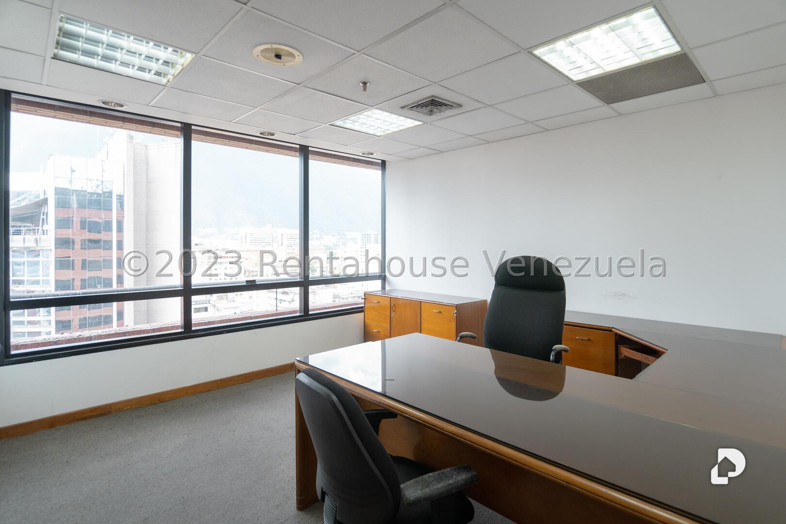 Oficina en Campo Alegre, Caracas – 16