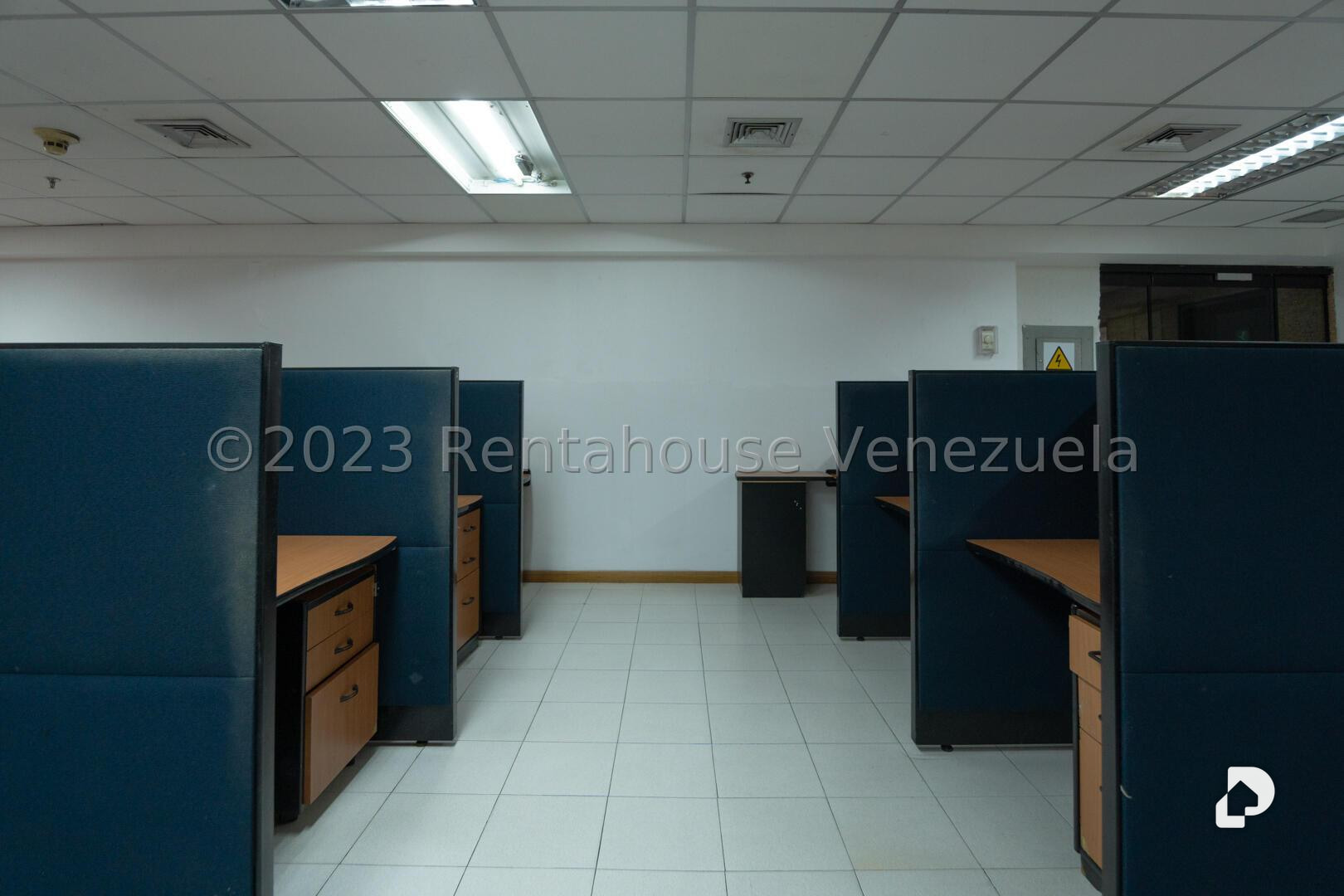Oficina en Campo Alegre, Caracas – 9