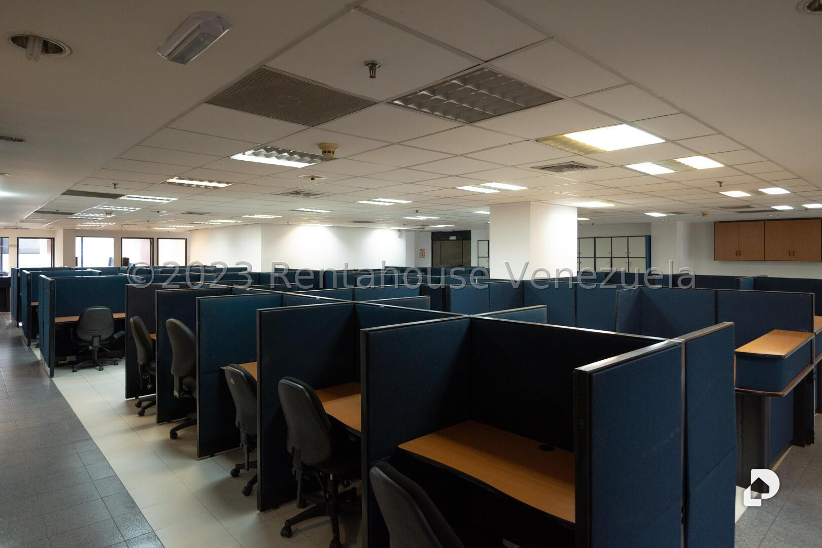 Oficina en Campo Alegre, Caracas – 5