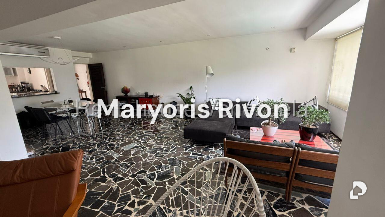 Apartamento en Campo Alegre, Caracas – 13