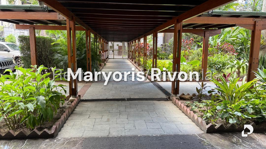 Apartamento en Campo Alegre, Caracas – 3