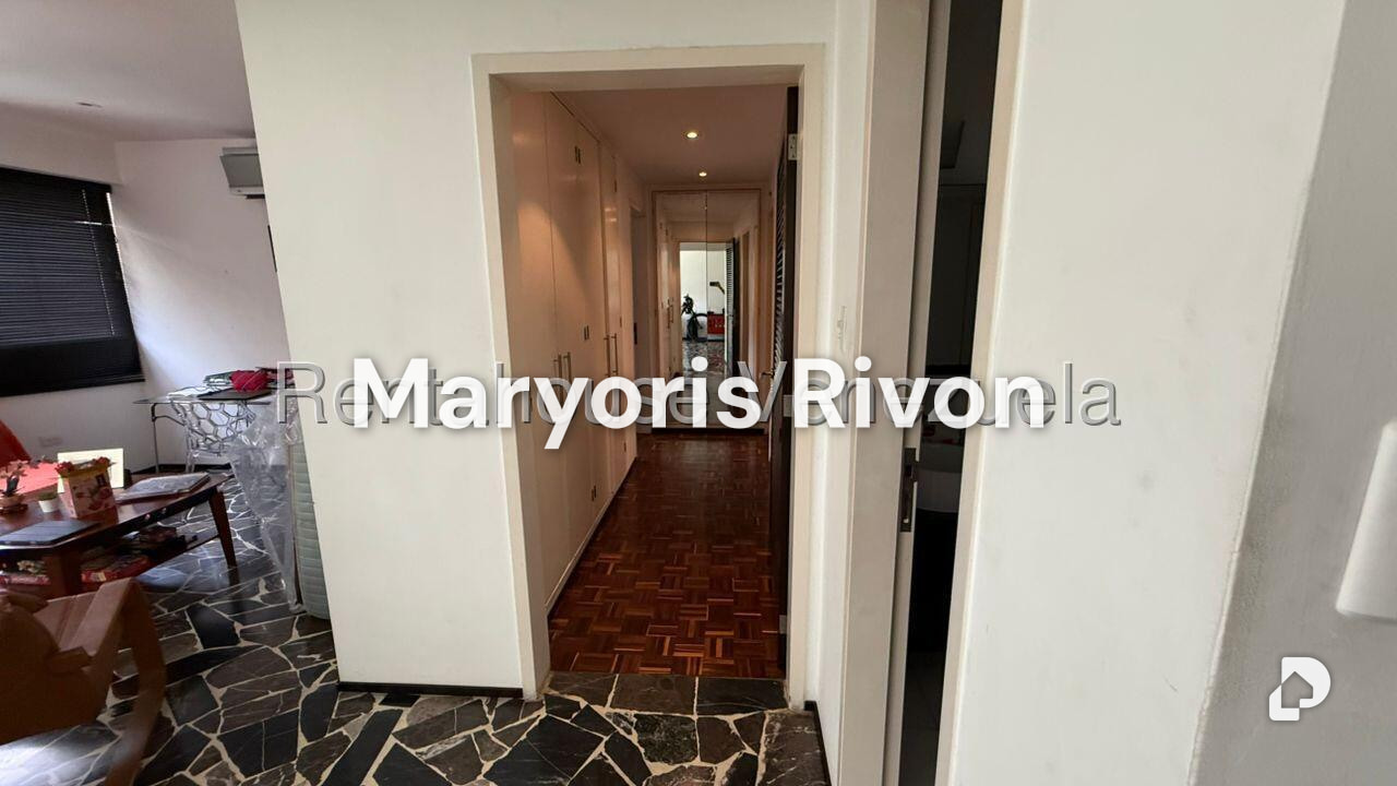 Apartamento en Campo Alegre, Caracas – 14