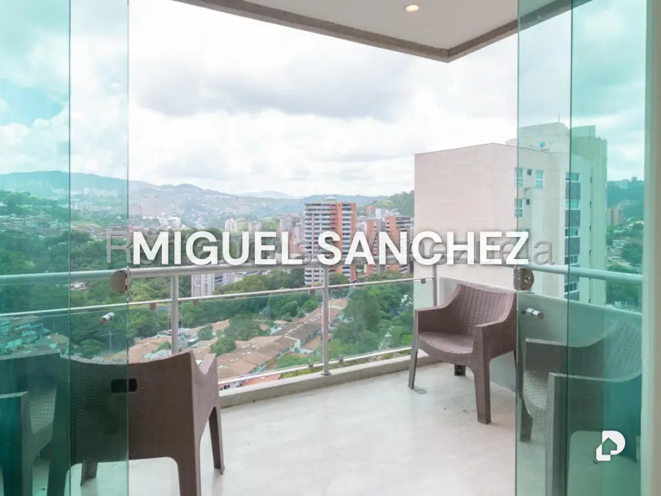 Apartamento en Santa Rosa de Lima, Caracas – 12