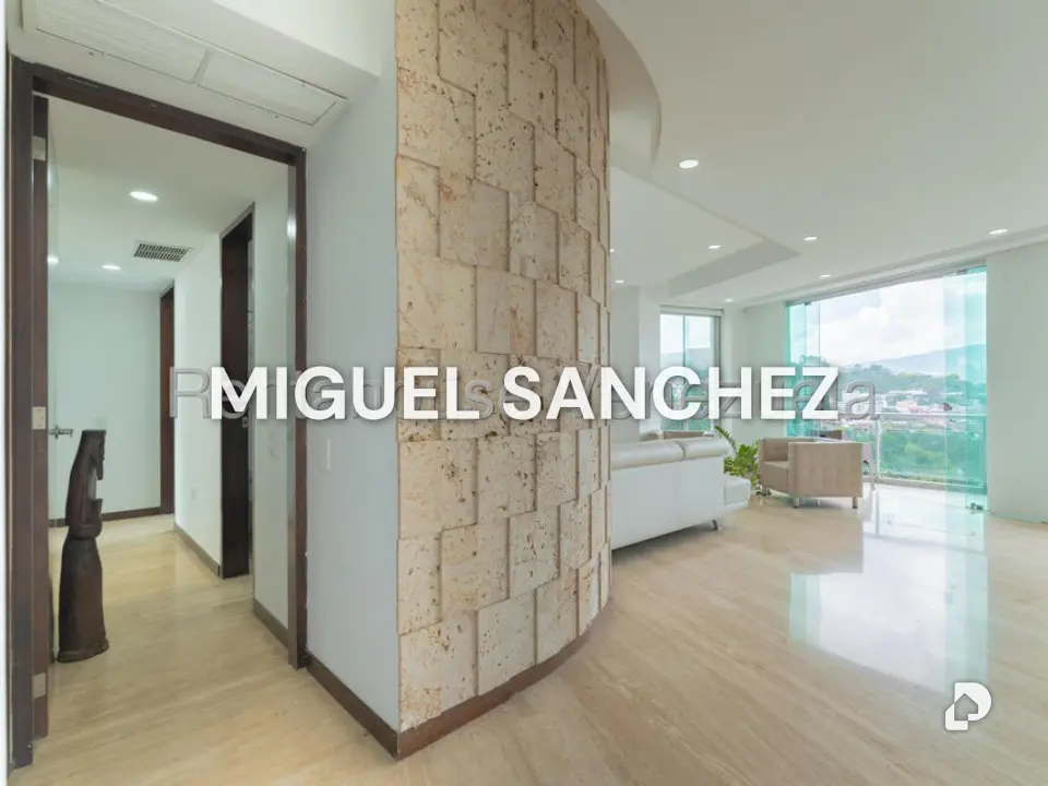 Apartamento en Santa Rosa de Lima, Caracas – 13