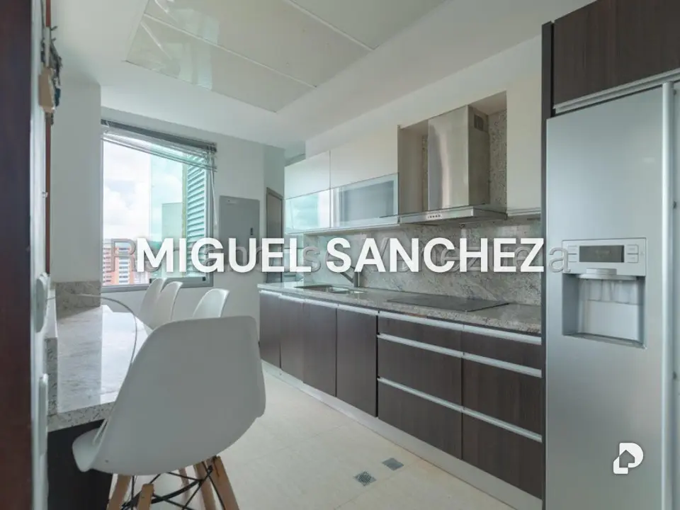 Apartamento en Santa Rosa de Lima, Caracas – 19