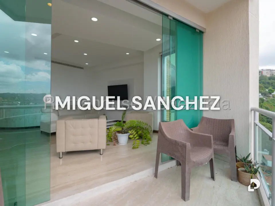 Apartamento en Santa Rosa de Lima, Caracas – 11