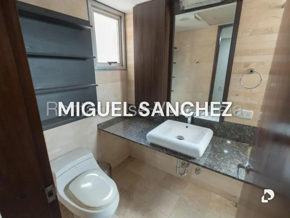 Apartamento en Santa Rosa de Lima, Caracas – 24