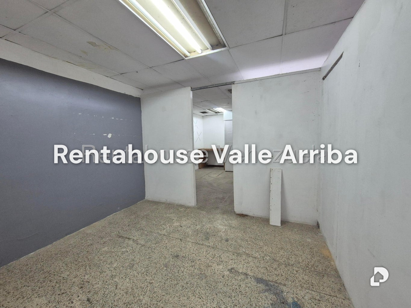 Local comercial en Parroquia Santa Teresa, Caracas – 16