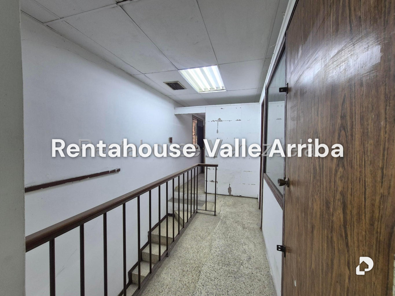 Local comercial en Parroquia Santa Teresa, Caracas – 11
