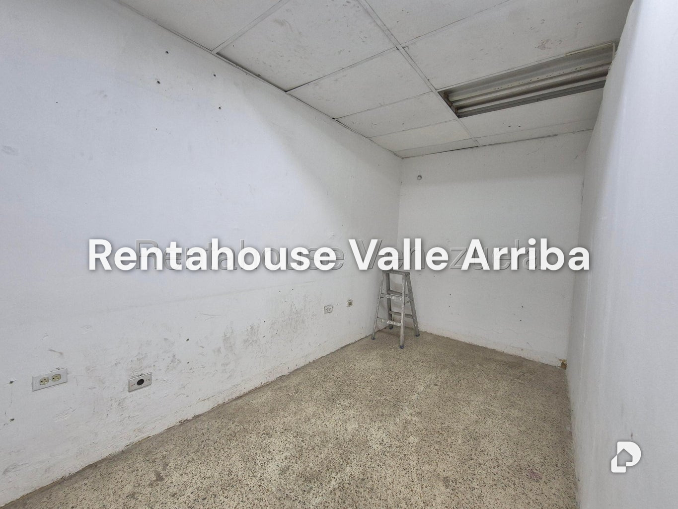 Local comercial en Parroquia Santa Teresa, Caracas – 14