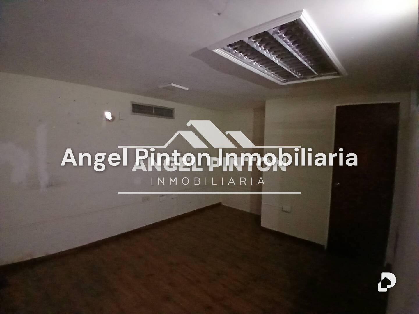 Galpón en Avenida Bella Vista, Maracaibo – 14