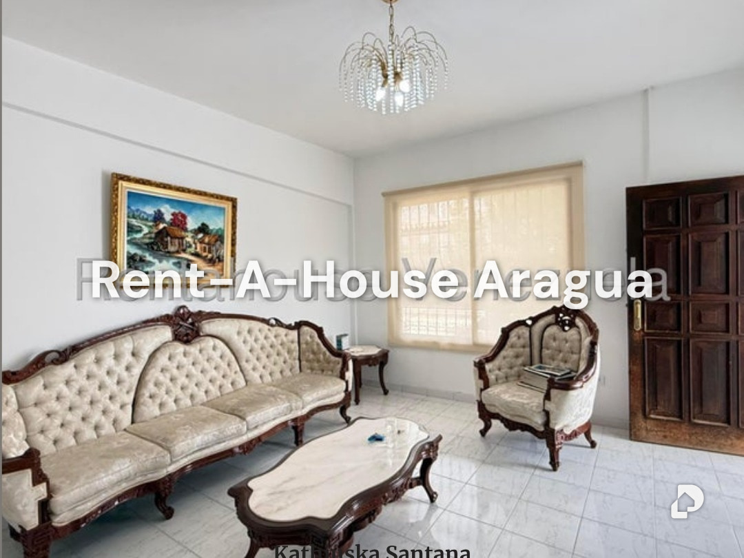 Casa en Urbanización El Castaño, Maracay – 2