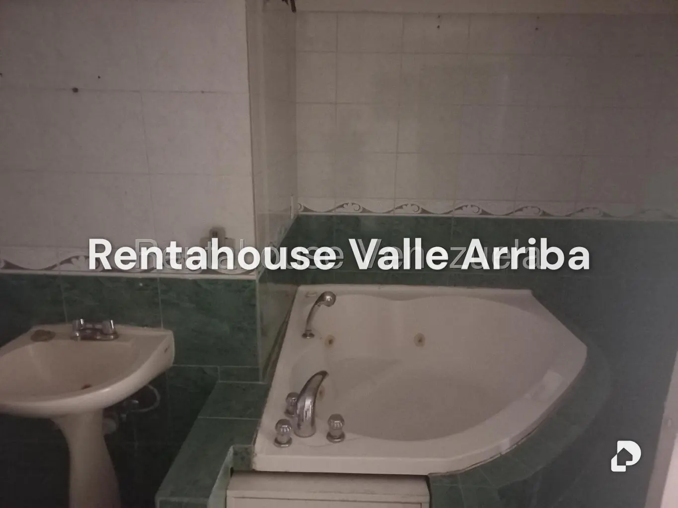 Apartamento en Lomas De La Trinidad, Caracas – 10