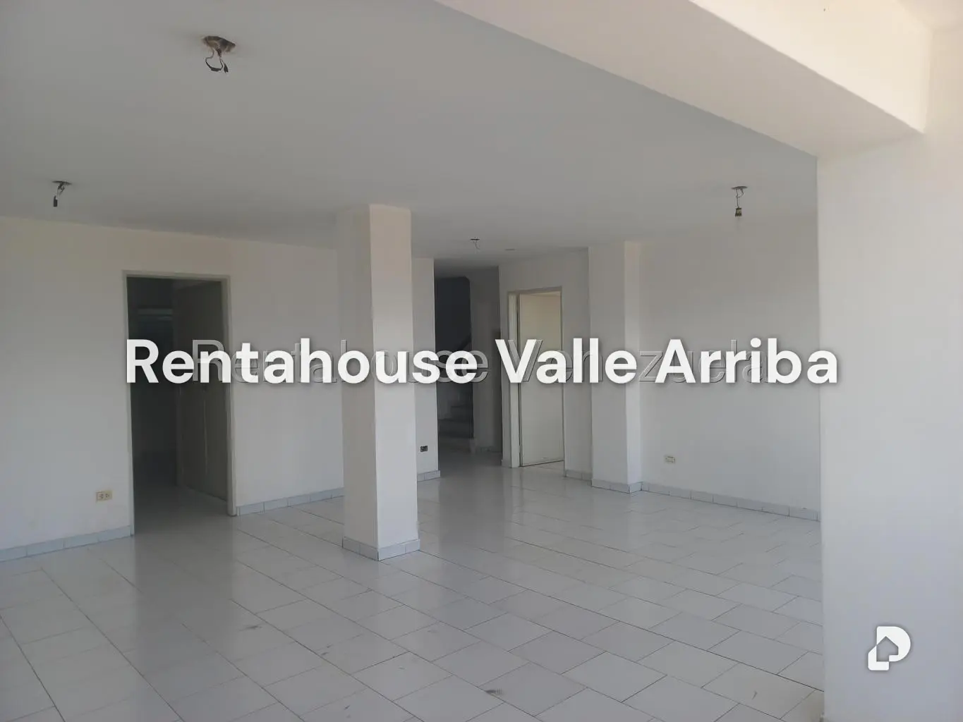 Apartamento en Lomas De La Trinidad, Caracas – 1