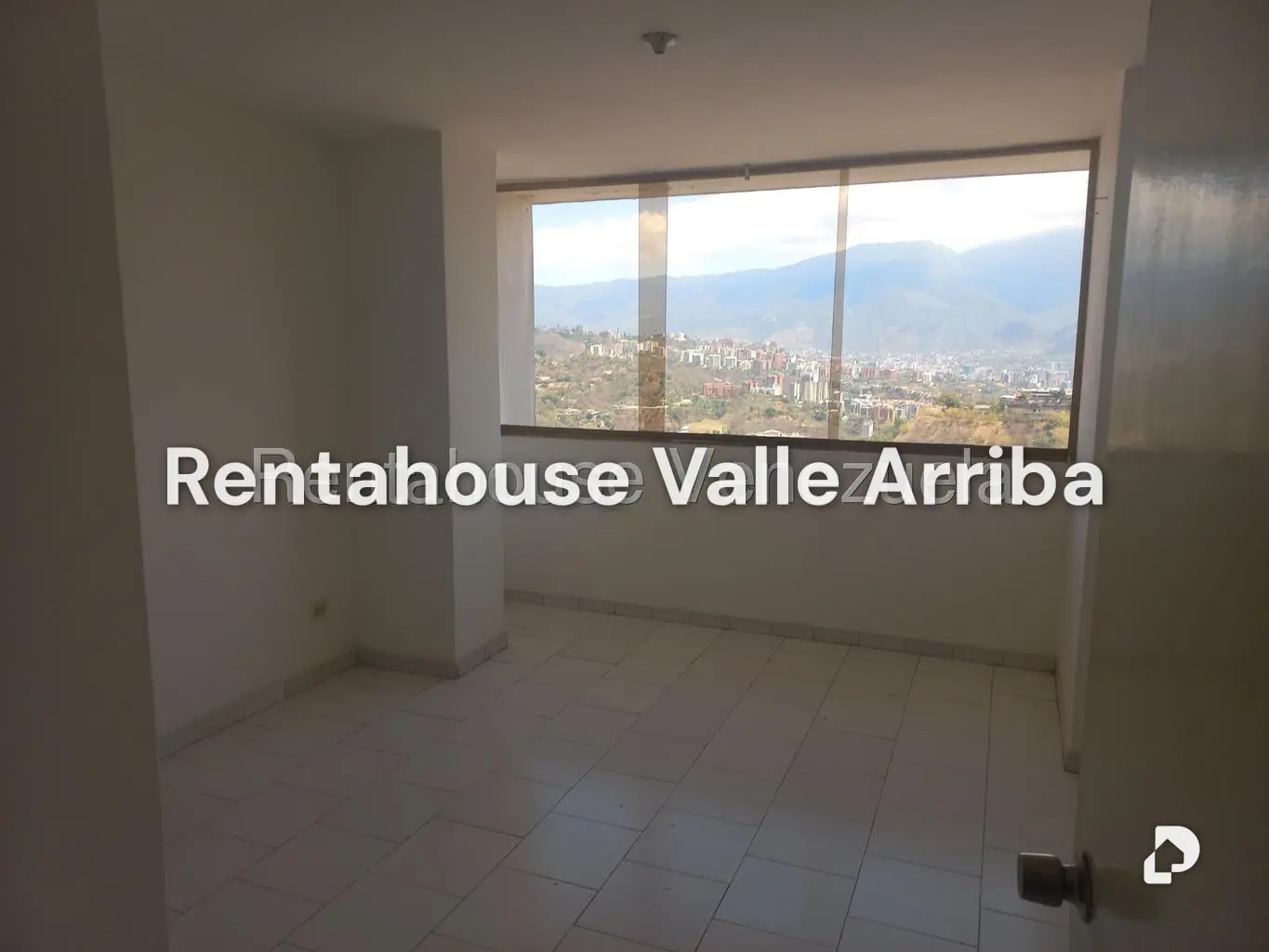 Apartamento en Lomas De La Trinidad, Caracas – 16