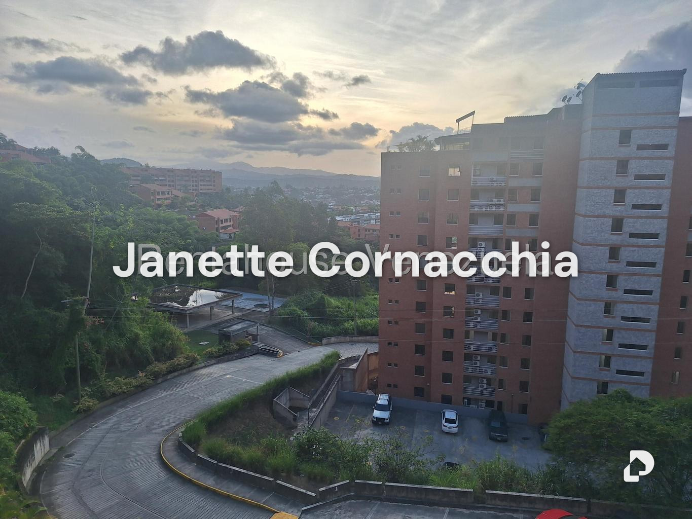 Apartamento en Colinas de La Tahona, Caracas – 16
