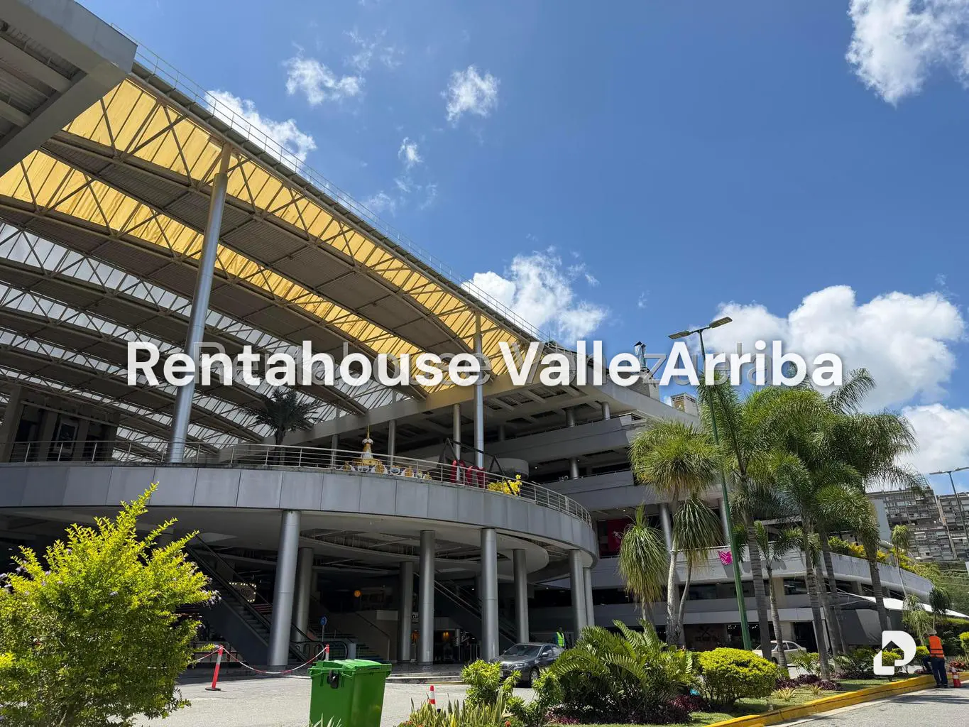 Local comercial en Cerro Verde, Caracas – 3