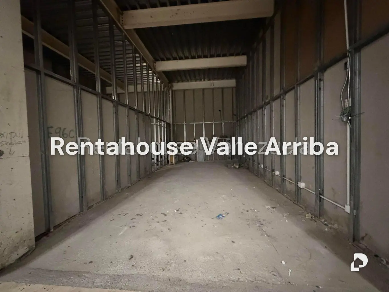 Local comercial en Cerro Verde, Caracas – 5