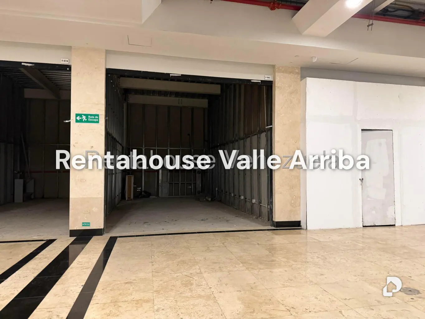 Local comercial en Cerro Verde, Caracas – 6