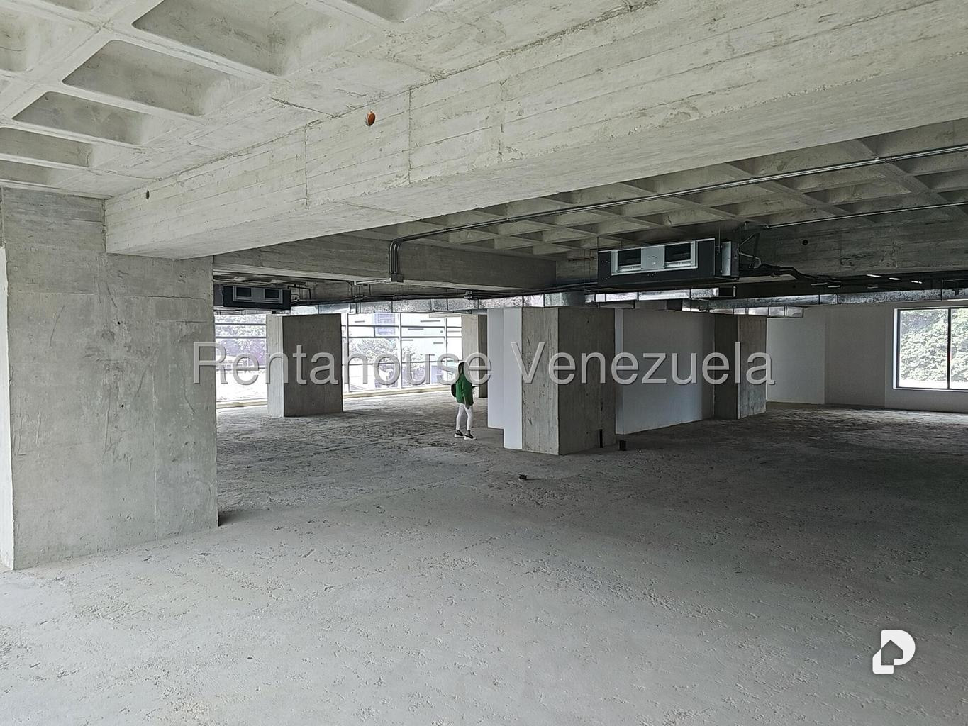 Oficina en Las Mercedes, Caracas – 8