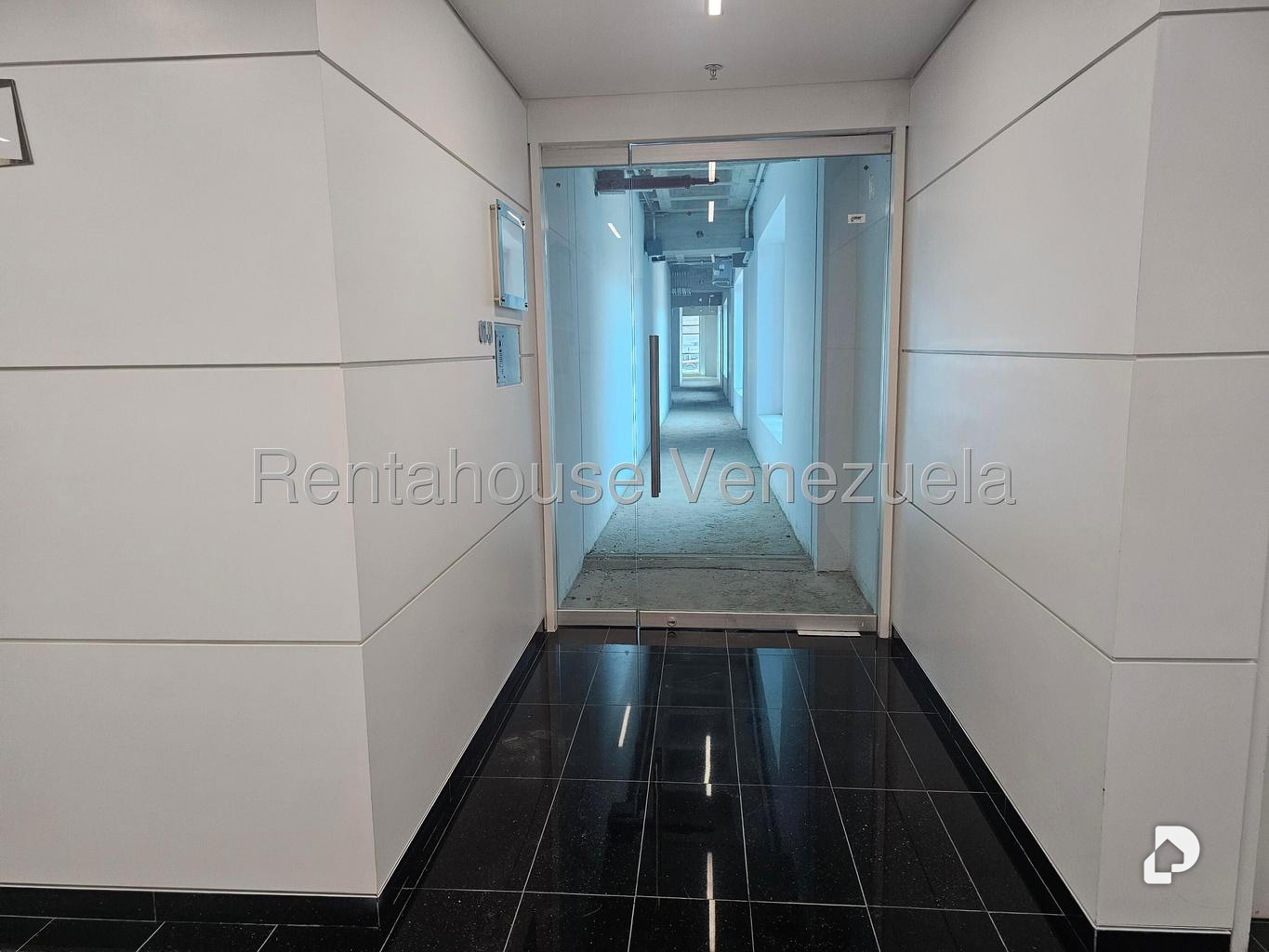 Oficina en Las Mercedes, Caracas – 4