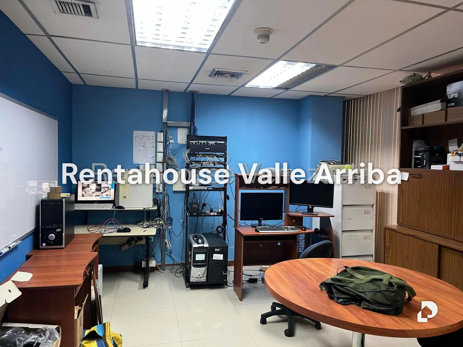 Office in La California Norte, Caracas – 15