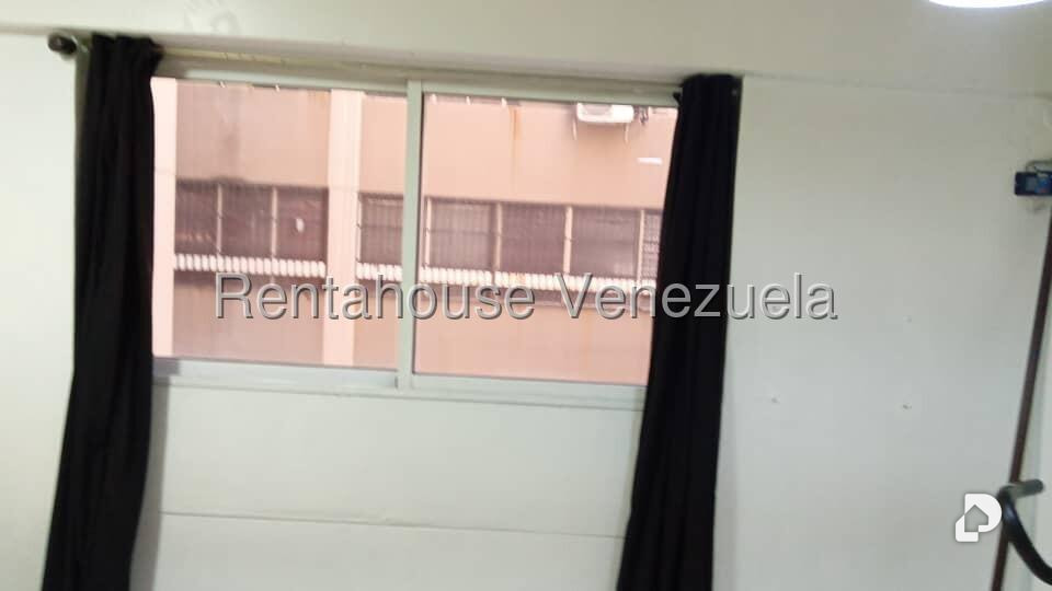 Apartamento en Parroquia Catedral, Caracas – 13