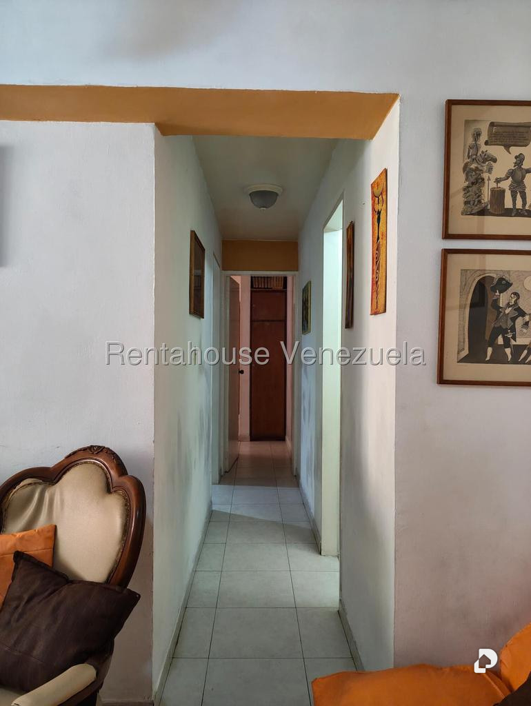 Apartamento en Parroquia Catedral, Caracas – 16