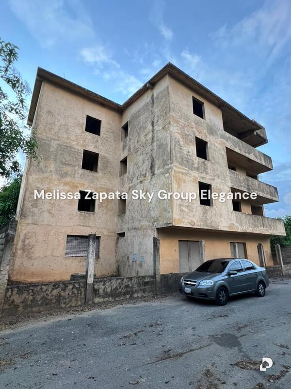 Edificio en Trujillo – 2