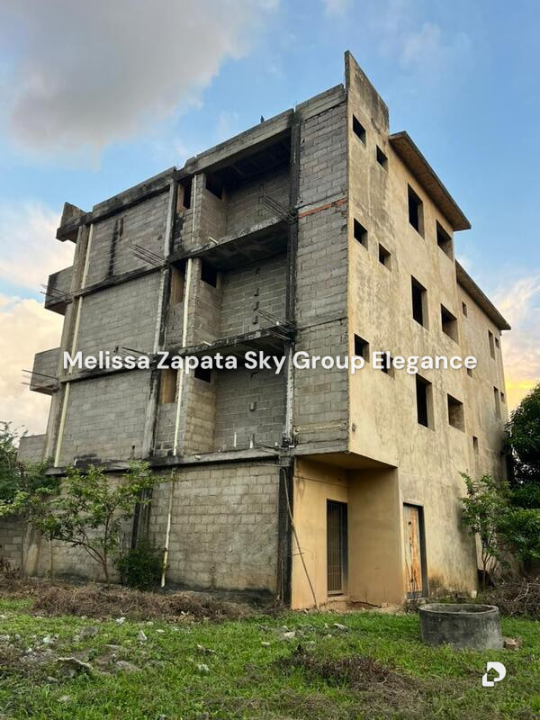 Edificio en Trujillo – 4