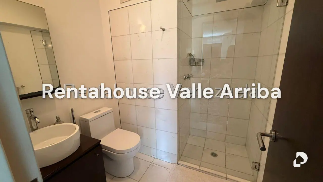 Apartamento en Campo Alegre, Caracas – 23