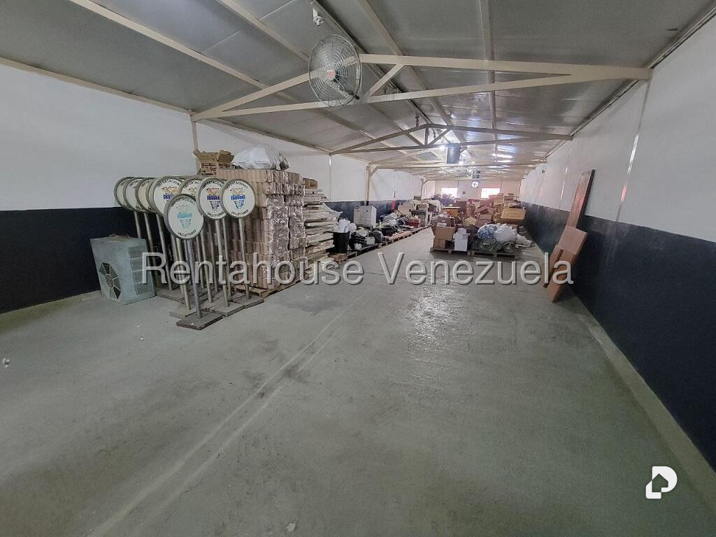 Galpón en Puente Hierro, Caracas – 27
