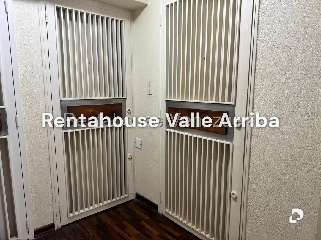 Apartamento en Santa Fe Norte, Caracas – 11