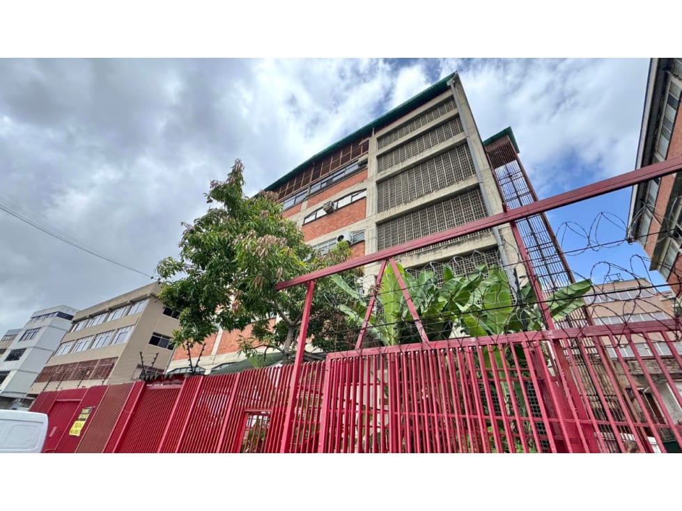 Galpón en La Urbina, Caracas - 1