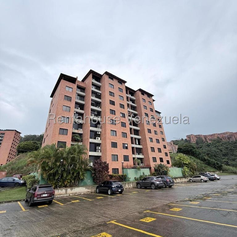 Apartment in Colinas de La Tahona, Caracas - 1