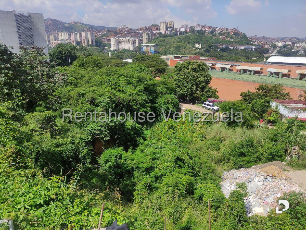 Terreno en Santa Mónica, Caracas – 9