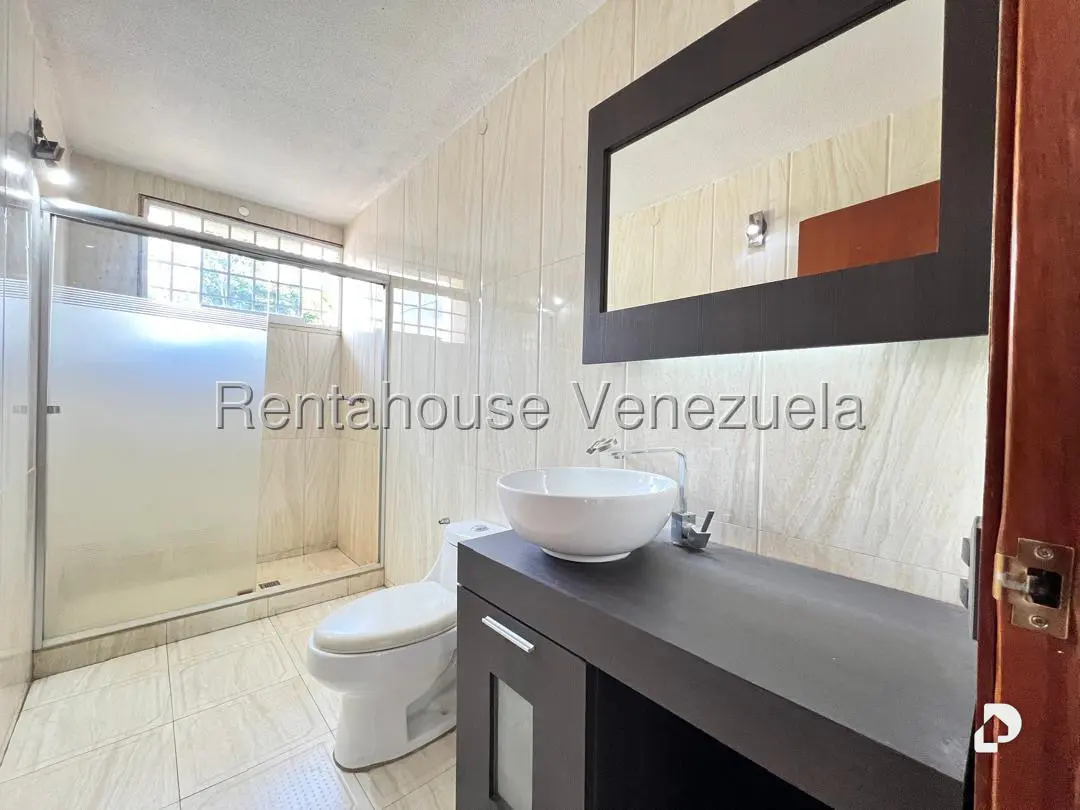 Casa en Macarauay, Caracas – 14