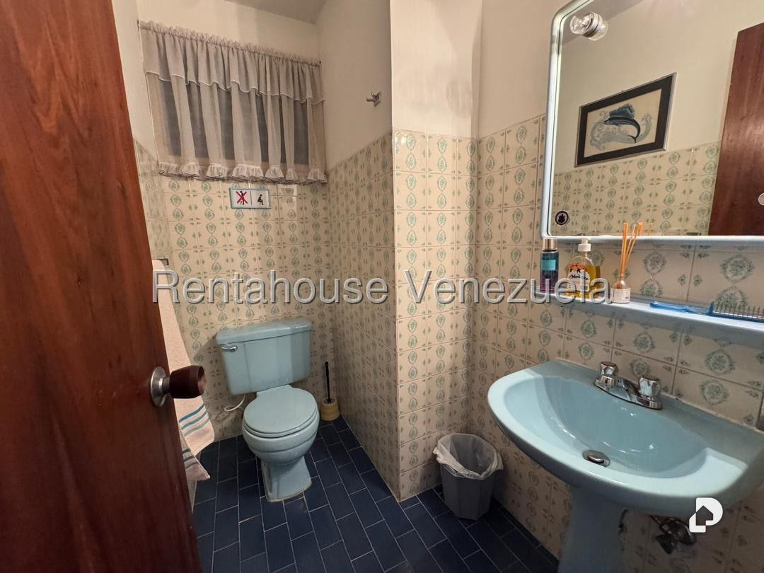 Casa en Alto Prado, Caracas – 19