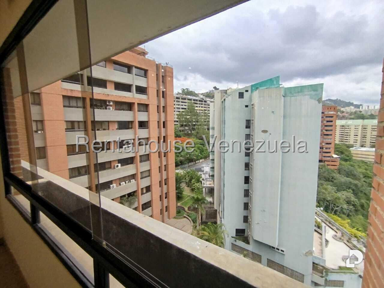 Apartamento en Las Esmeraldas, Caracas – 11