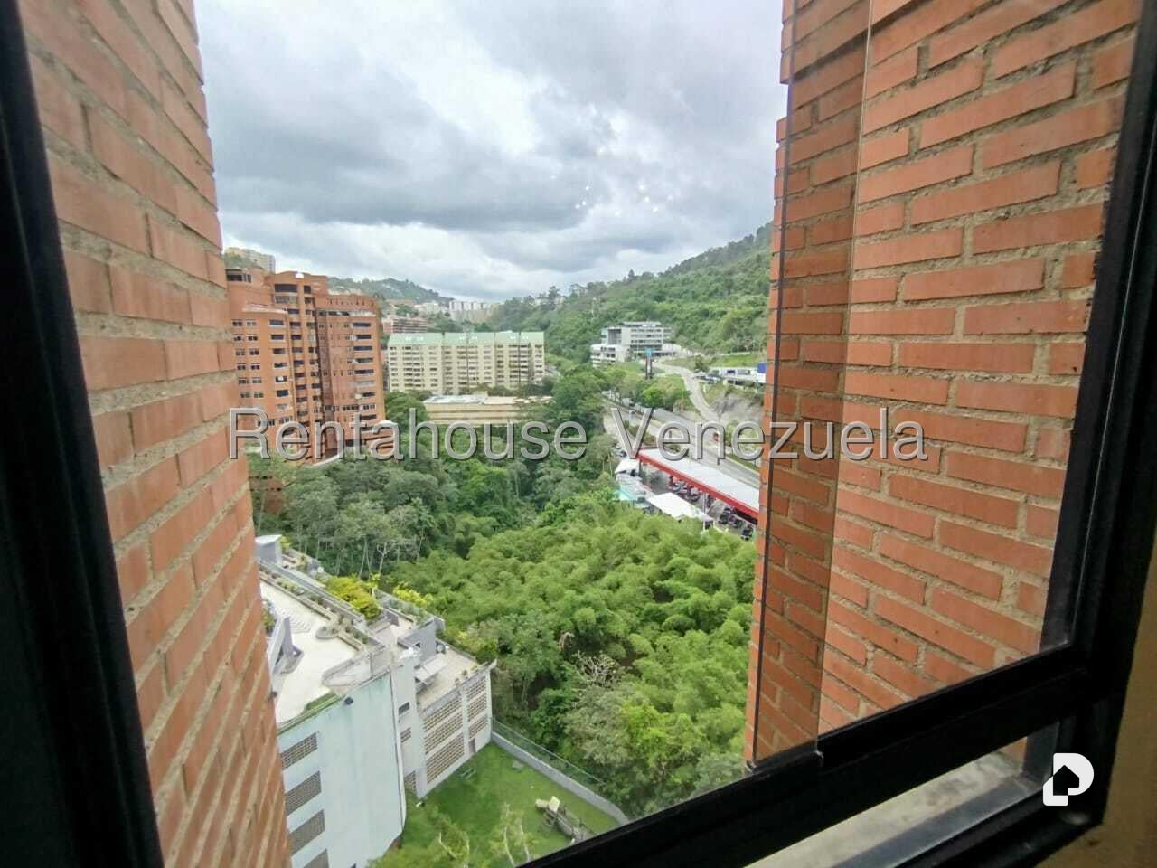 Apartamento en Las Esmeraldas, Caracas – 21